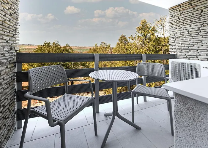 Apartment Oliver 1 *